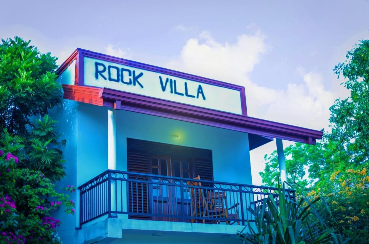 Rock Villa Relax City Resort Михинтале Экстерьер фото