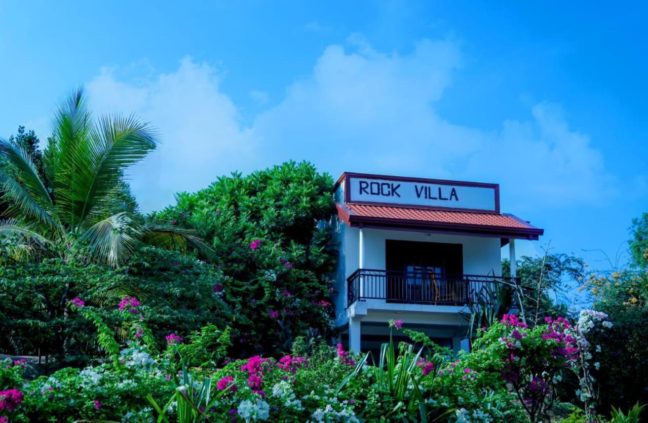 Rock Villa Relax City Resort Михинтале Экстерьер фото